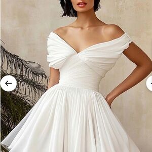 Chic Strapless White Dress